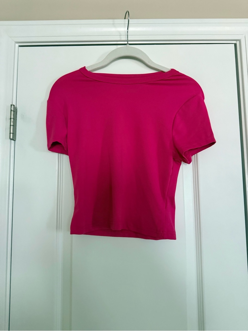 Bright Pink Women’s Short Sleeve Crop Top